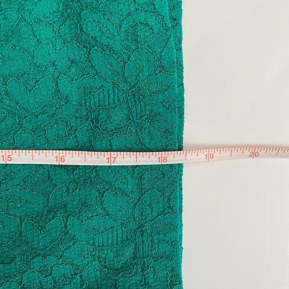 Alfani Green Lace Skirt Size 8 - Picture 5 of 6